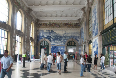 Porto:  Sao Bento Railroad Station