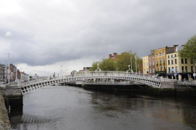 Hapenny Bridge, Dublin (3566)