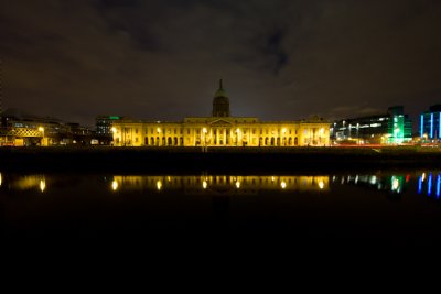 custom house by night.jpg