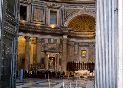 Pantheon (interior)