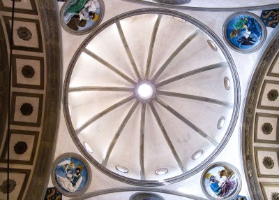 Chapel ceiling designed by Brunelleschi, terracotta medallions by Luca della Robbia