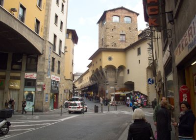 The Vasari Corridor jogs around the Mannelli tower house