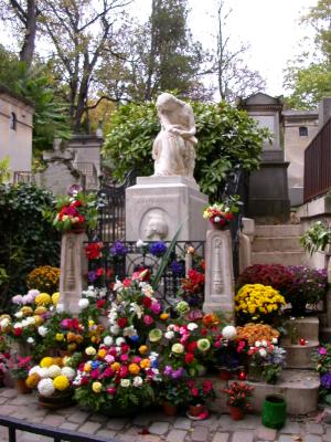 Chopin's grave people bring floweres everyday