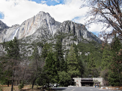 Yosemite Visitors Center, Day 3, S95. 3819