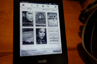 Paperwhite Kindle and display option for book covers. #00963