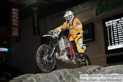 027_PS0E6300.jpg
