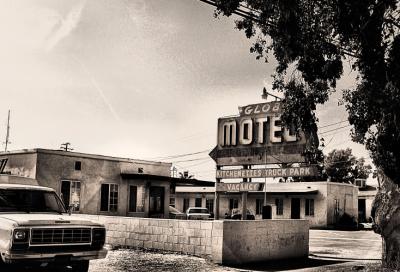 Globe Motel