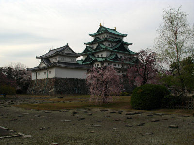 View over the ruins of the Honmaru