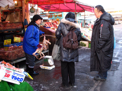 Selling crab at Asa-ichi