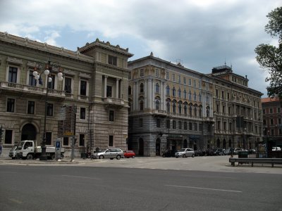 Grand buildings on Piazza della Libertà
