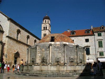 Old Onofrio Fountain