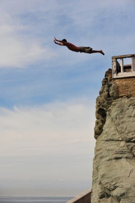 Cliff Diving 4.