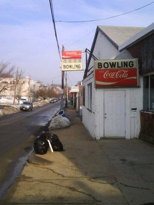 Bowling alley, Somerville