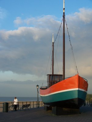 Boat on display, Scheveningen