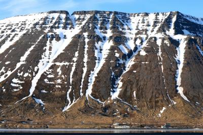 Eyrarfjall fr flugvellinum