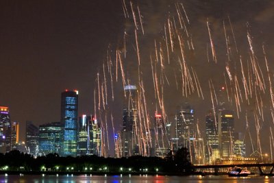 Fireworks213e.jpg
