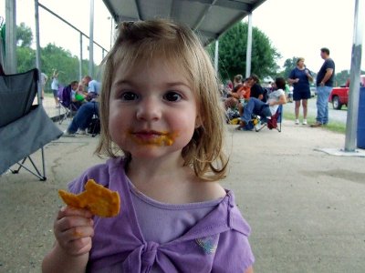  Andie likes nachos