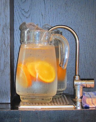 Coloured Liquid - Orange in Water
