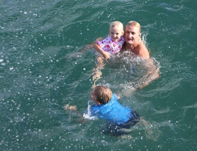 Charli, Daddy and Zach