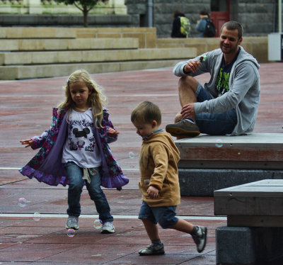 Chasing Bubbles