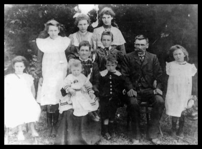 Old Family Photos from 1900