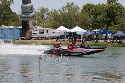 Shark Attack SE #065 vs Back in a Flat SE #238