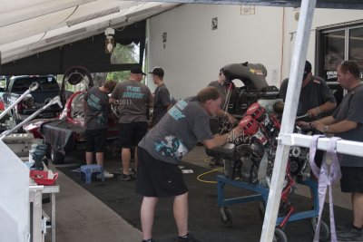 Crew working on the Spirit of Texas TFH #807.