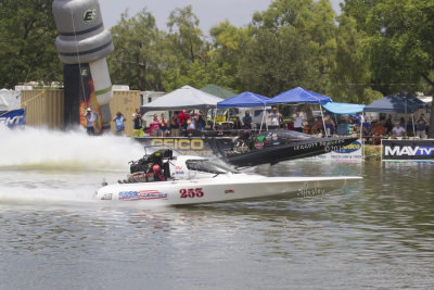 Spirit of America TFJ #253 vs Flat Black TAF #070