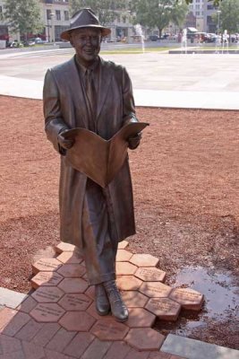 Johhn Mercer Statue