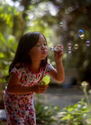 Zoe's Magic Bangkok Bubbles