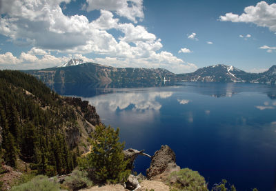 Crater Lake 4607M.JPG
