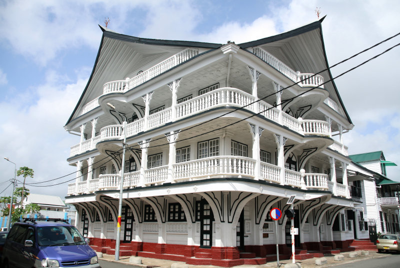 Wooden building of the historical city center - Houten gebouw in het historisch stadscentrum
