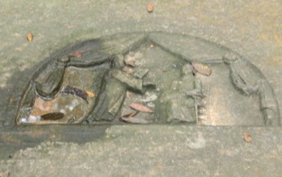 Symbolism in the tombstones
