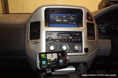 Mitsubishi Shogun with HTC on x cradle.jpg