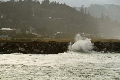 Wave and South Jetty