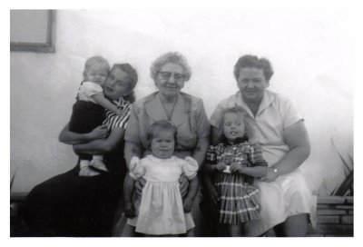 4 Generations  1953