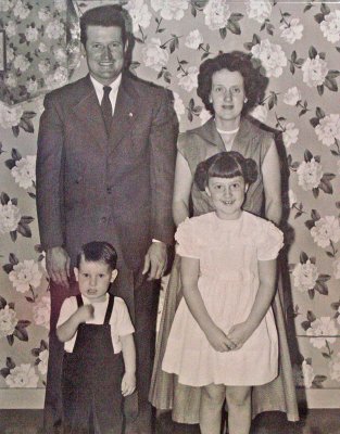 The Richard Glenn Family in 1954