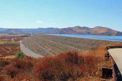 Diamond Valley Lake Dam