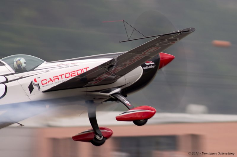 Extra 330SC