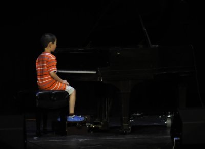 RIchie Sheng performs at Pocatellos Got Talent July 2011 _DSC8560.jpg