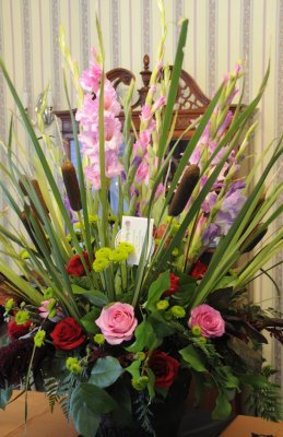 floral arrangement for janene willers retirement party _DSC1246.jpg
