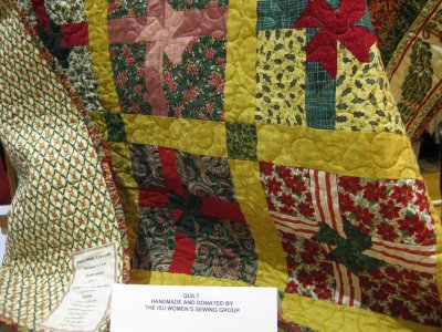 Quilt made by ISU Womens Sewing Group IMG_0248.jpg