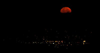 Pocatello Moonset - Just before a total lunar eclipse Dec 10 2011 _DSC3061.jpg
