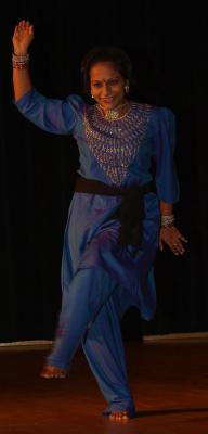 Dance by Engineering Graduate Student Nabanita at ISU Indian Night Oct 2005 DSCF0874.jpg