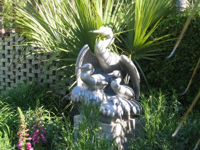 Les sculptures d'Anna Hyatt Huntington et autres artistes figuratifs amricains sont exposes dans les jardins.