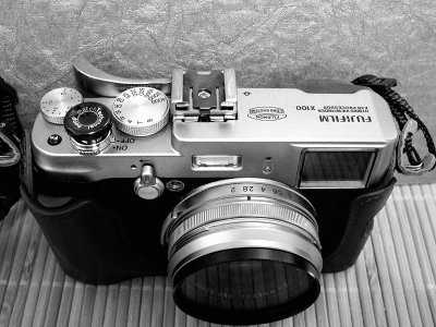 Fujifilm X100