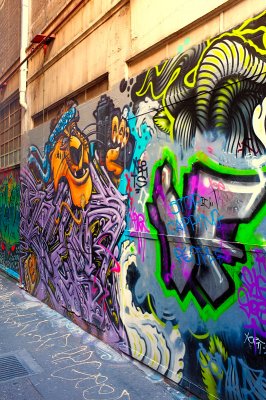 Alley graffiti