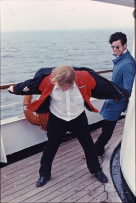 Ship_08.jpg