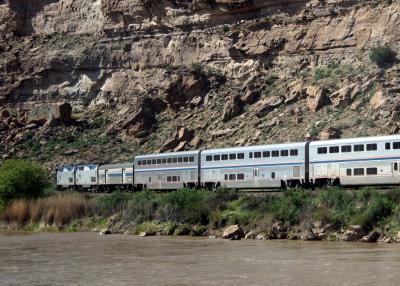 Amtrak along the Colorado river