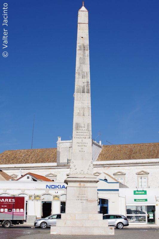 Monument in Faro